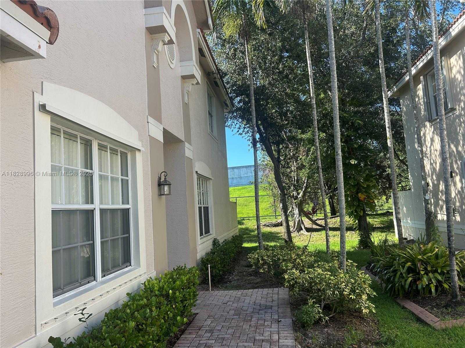 Small Image of 12415 SOUTH WEST 42ND ST, Miramar Number 34