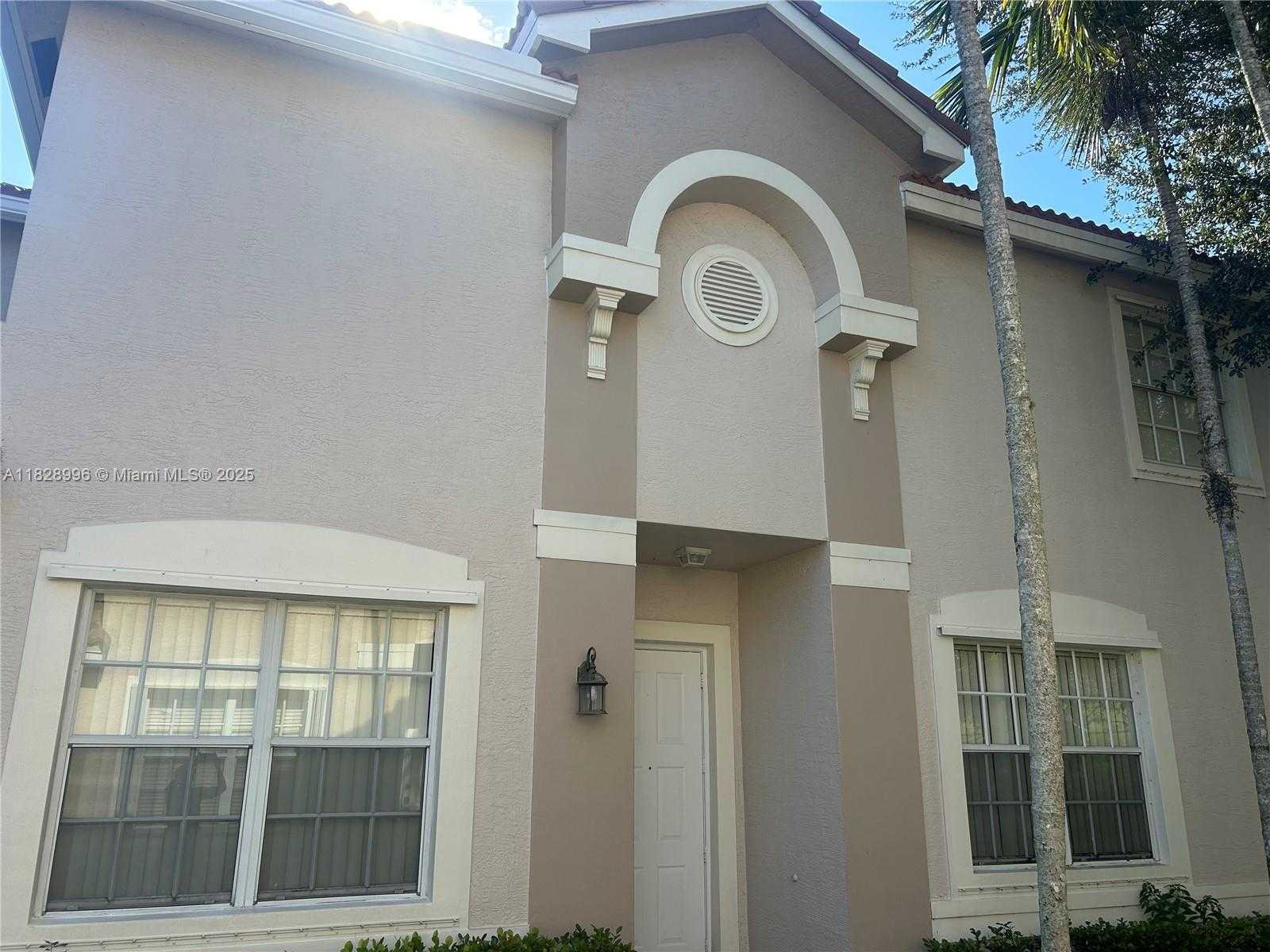 Small Image of 12415 SOUTH WEST 42ND ST, Miramar Number 4