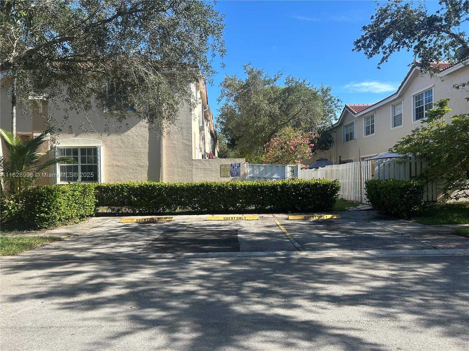 Small Image of 12415 SOUTH WEST 42ND ST, Miramar Number 41