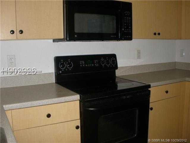 Small Image of 12415 SOUTH WEST 42ND ST, Miramar Number 8