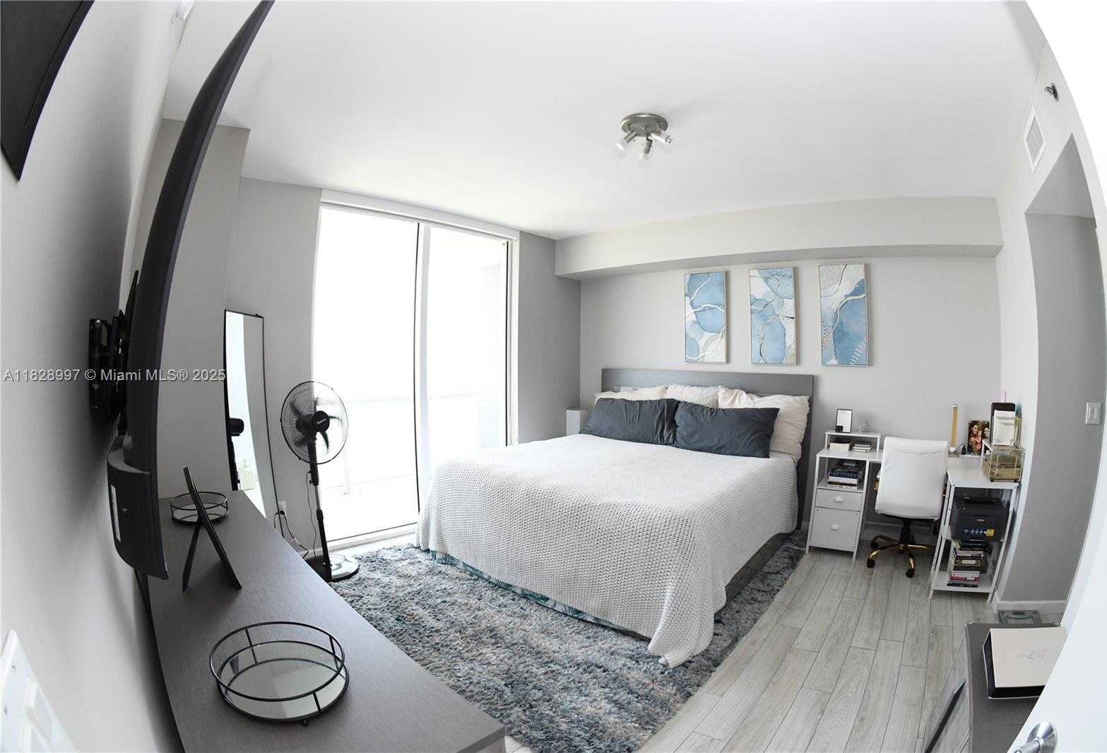 Small Image of 50 BISCAYNE BLVD #4706, Miami Number 11