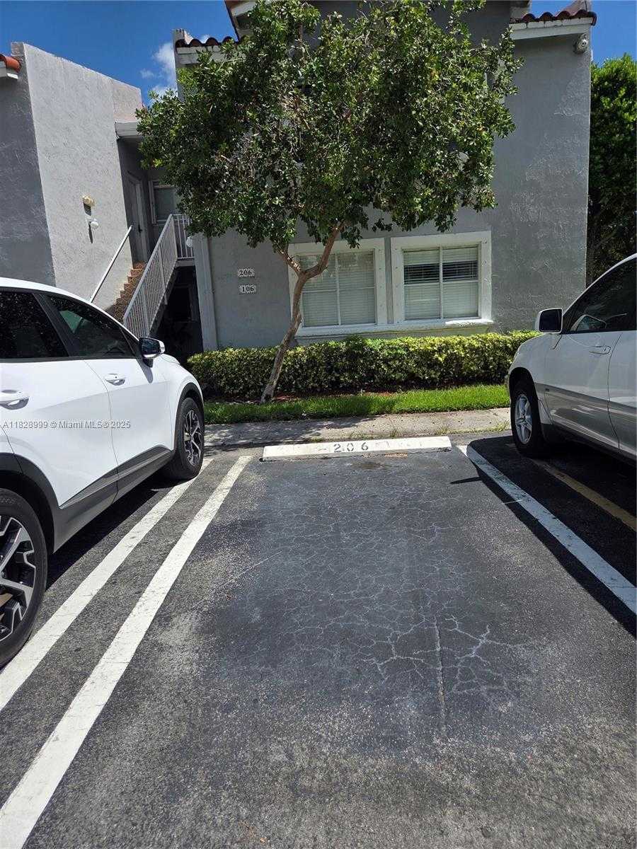 Small Image of 4720 NORTH WEST 114TH AVE #206, Doral Number 15