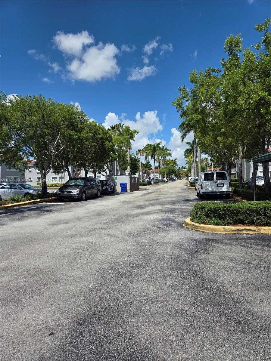 Small Image of 4720 NORTH WEST 114TH AVE #206, Doral Number 19