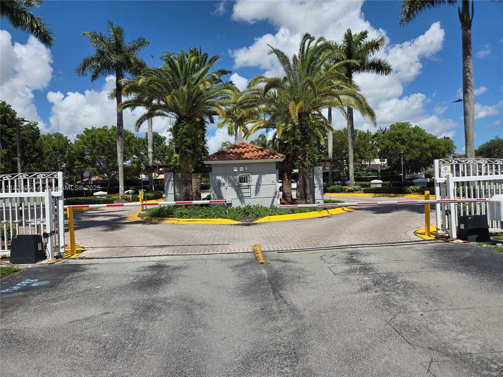 Small Image of 4720 NORTH WEST 114TH AVE #206, Doral Number 22