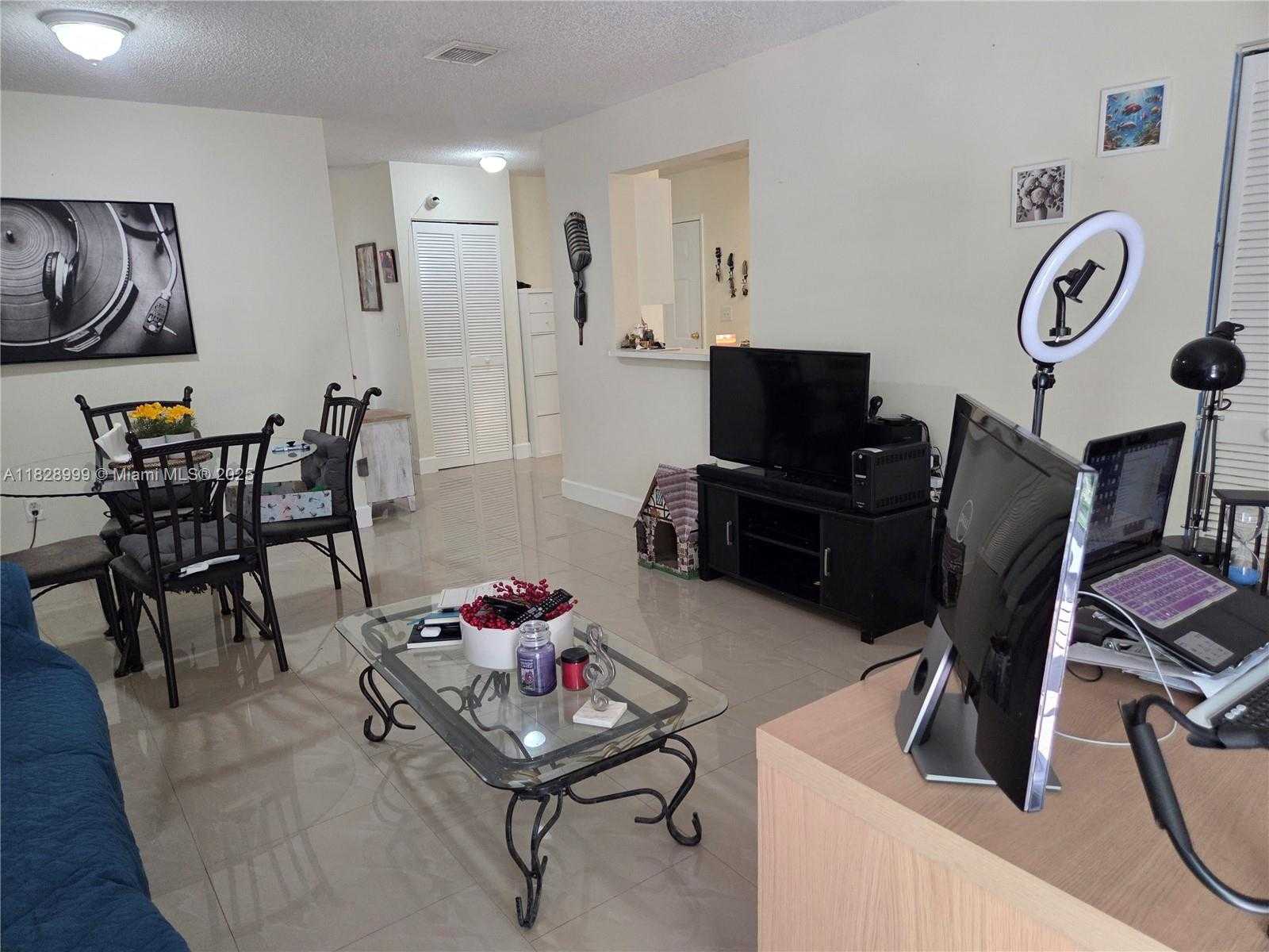 Small Image of 4720 NORTH WEST 114TH AVE #206, Doral Number 5