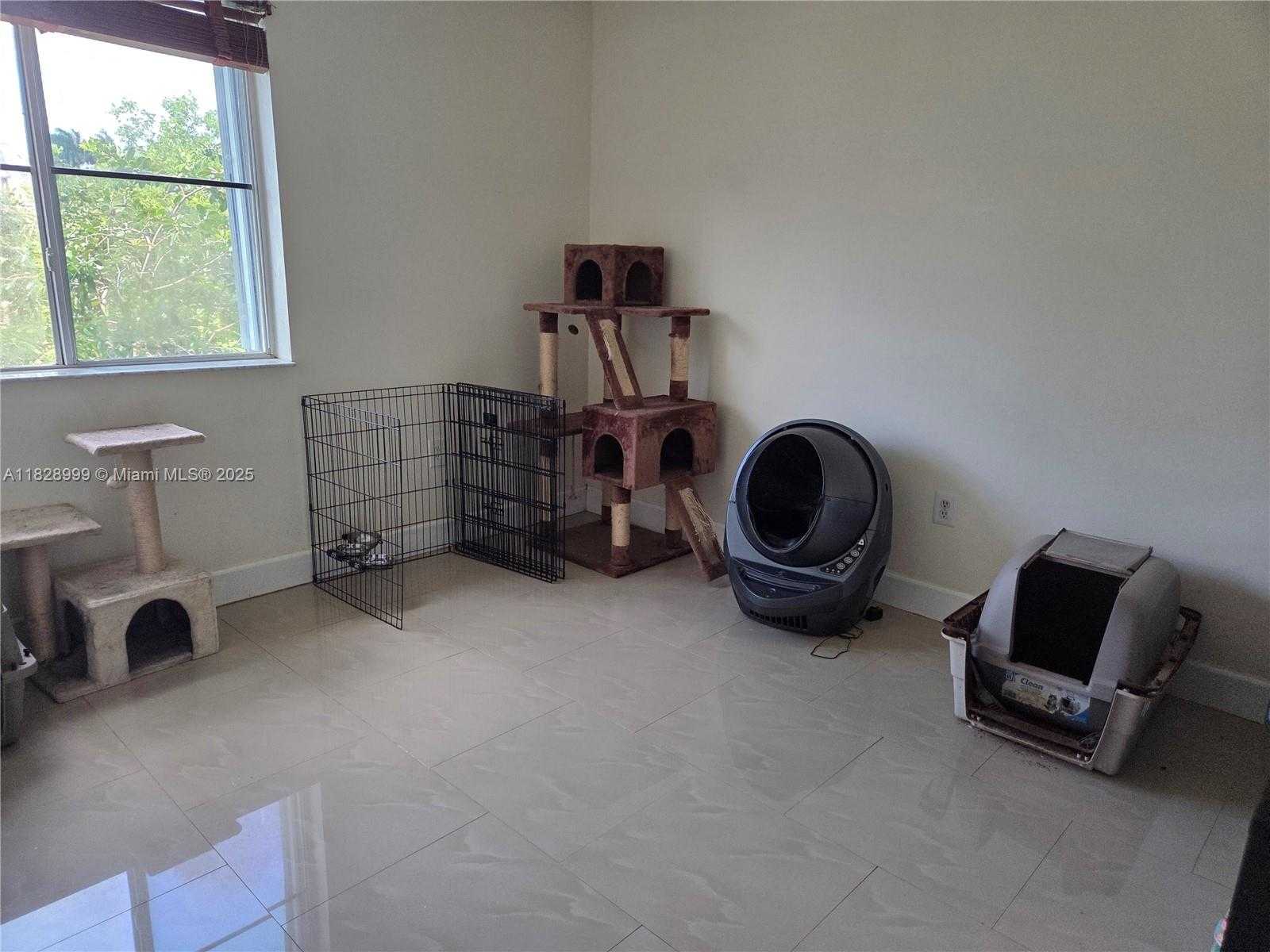 Small Image of 4720 NORTH WEST 114TH AVE #206, Doral Number 8
