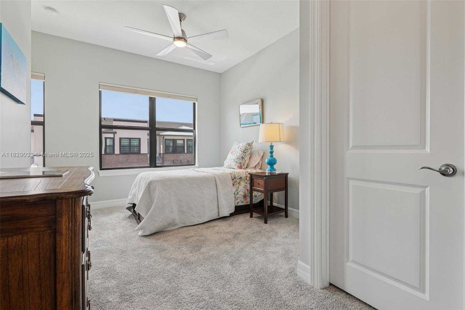 Small Image of 8367 NORTH WEST 7TH PL, Plantation Number 18