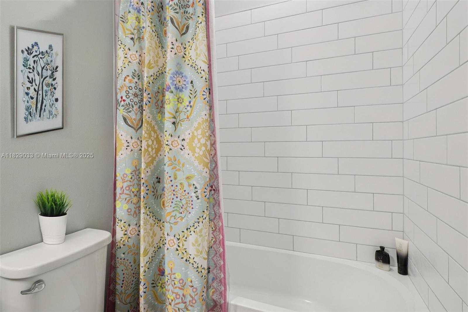Small Image of 8367 NORTH WEST 7TH PL, Plantation Number 29