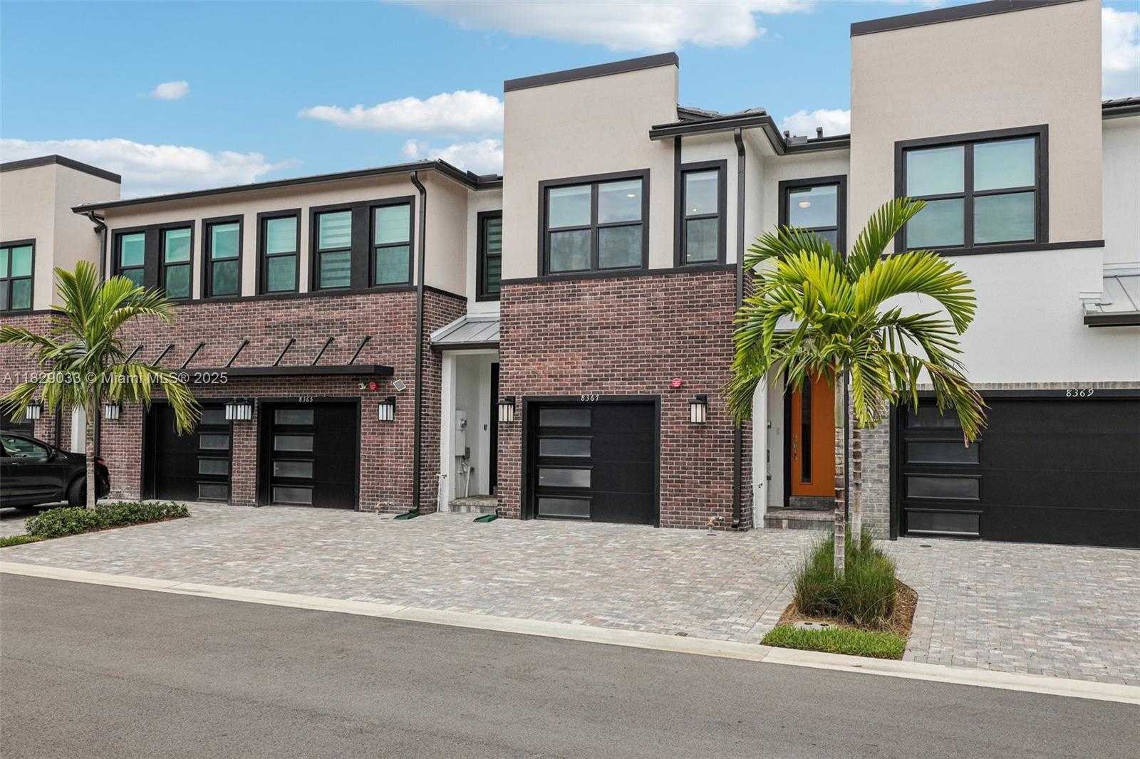 Small Image of 8367 NORTH WEST 7TH PL, Plantation Number 47