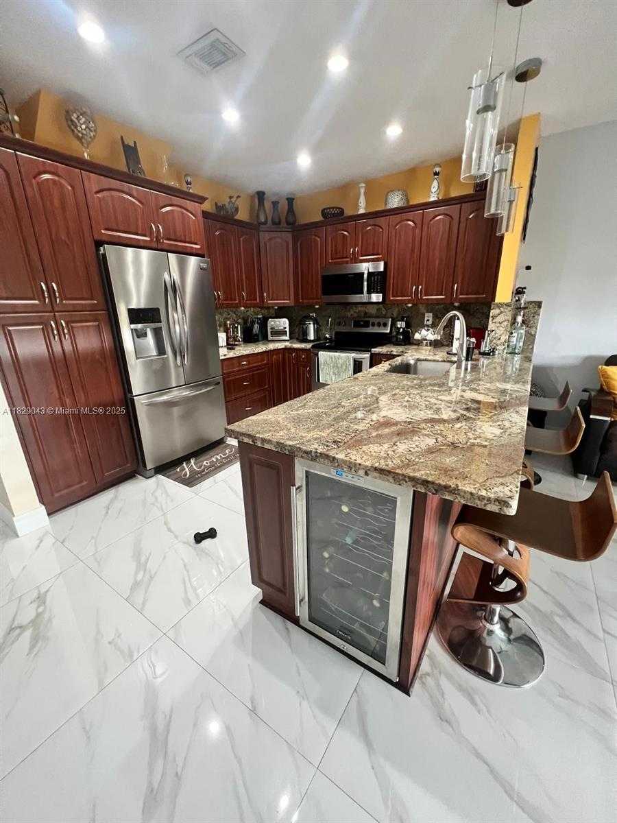 Small Image of 13220 SOUTH WEST 143RD TER, Miami Number 8