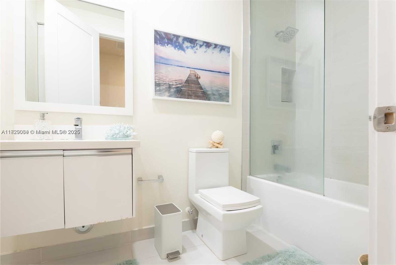 Small Image of 10555 NORTH WEST 64TH WAY, Doral Number 15