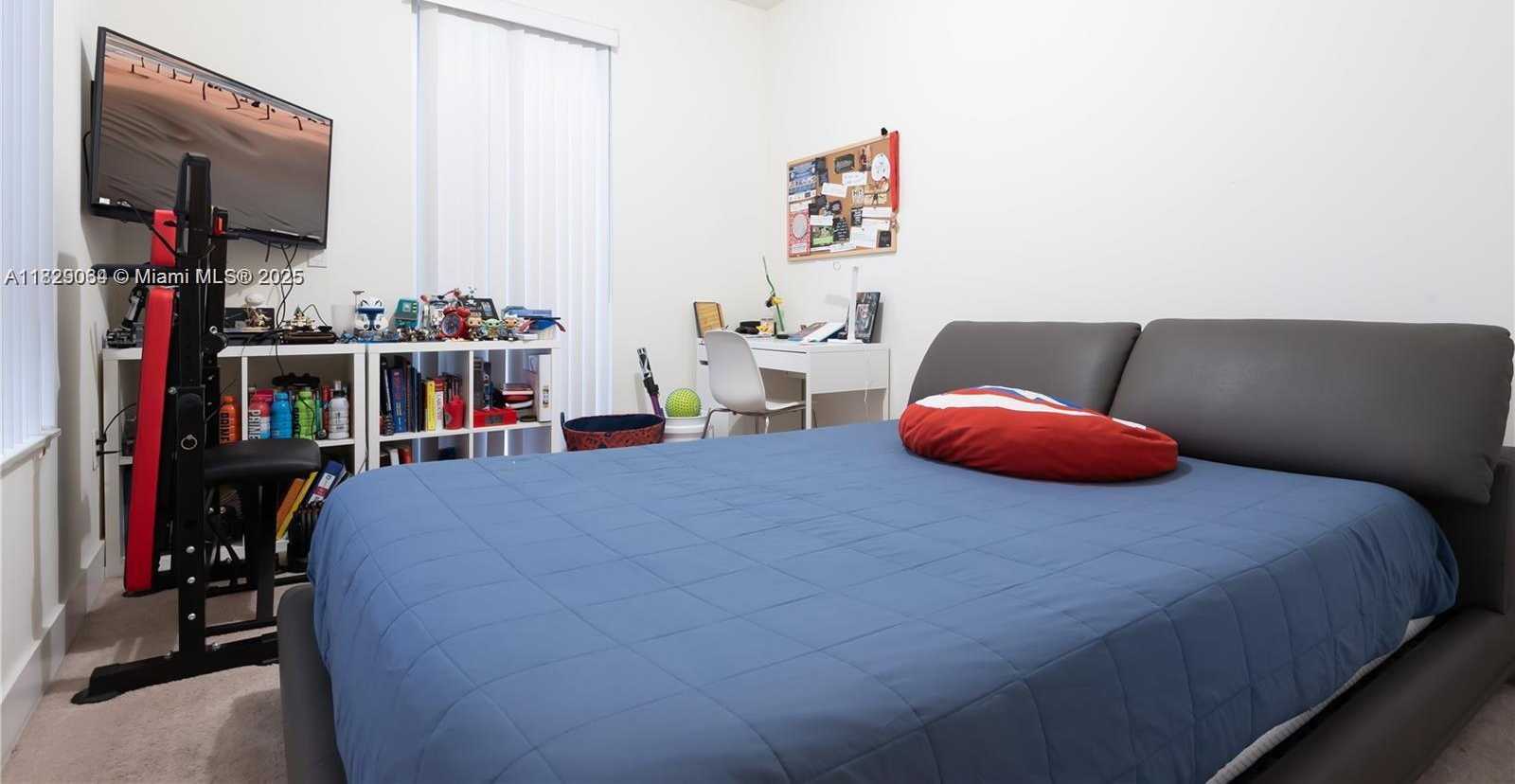 Small Image of 10555 NORTH WEST 64TH WAY, Doral Number 18