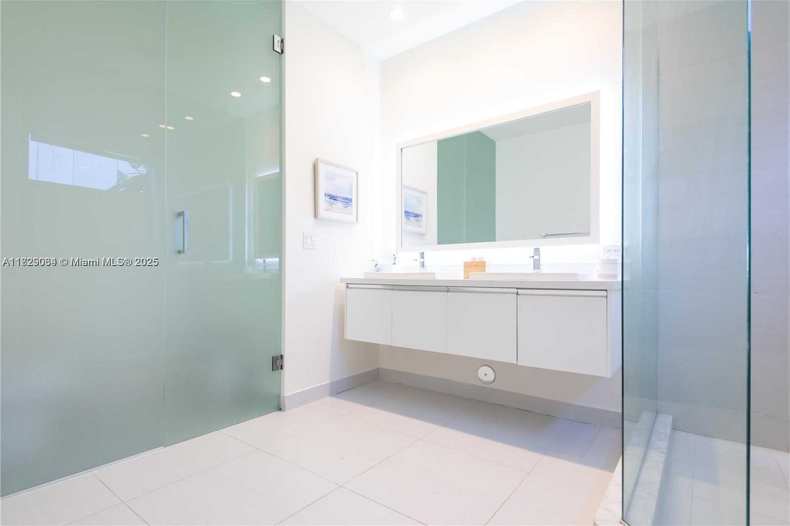 Small Image of 10555 NORTH WEST 64TH WAY, Doral Number 21