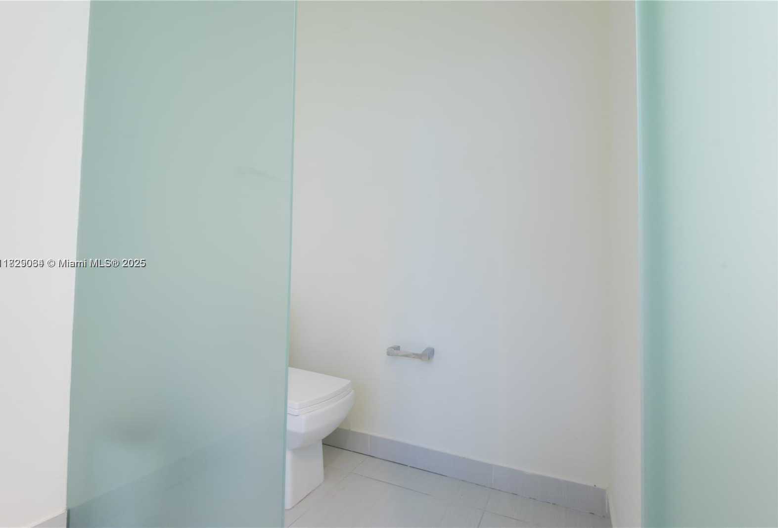 Small Image of 10555 NORTH WEST 64TH WAY, Doral Number 22