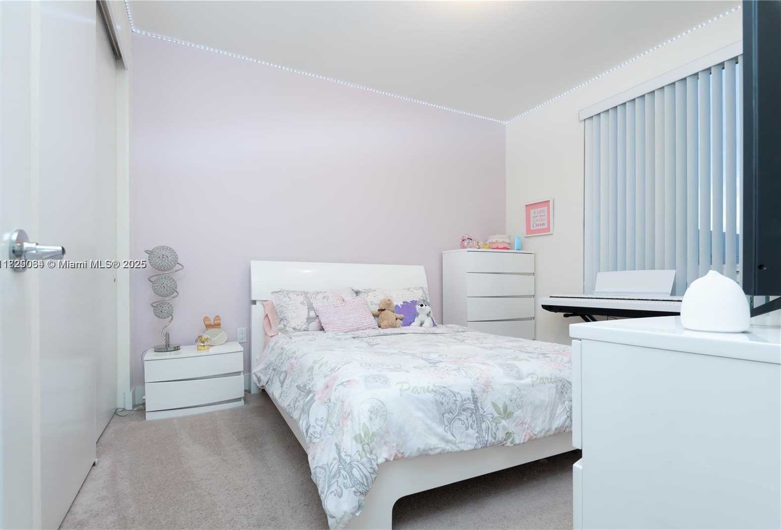 Small Image of 10555 NORTH WEST 64TH WAY, Doral Number 31