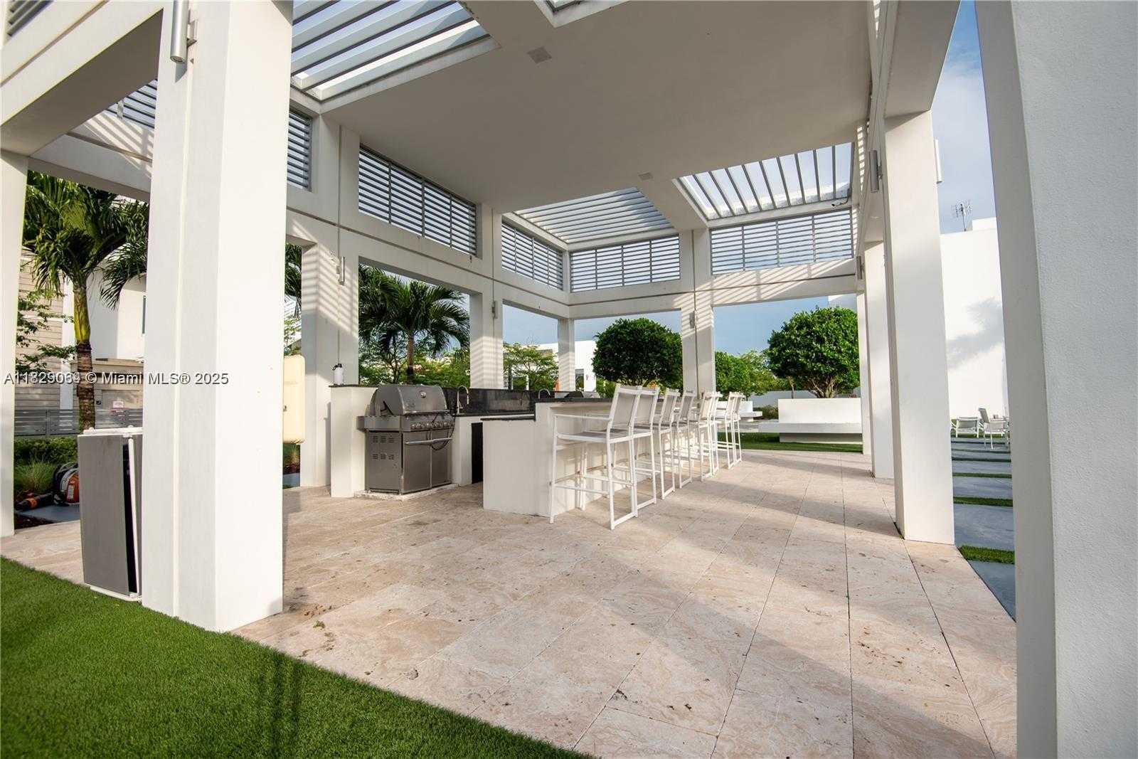 Small Image of 10555 NORTH WEST 64TH WAY, Doral Number 39