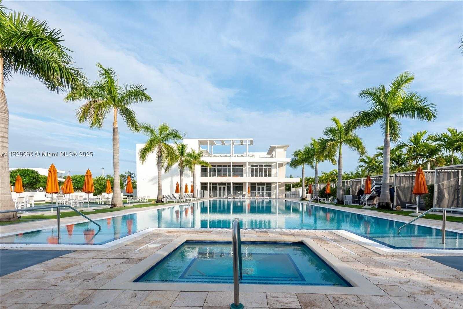 Small Image of 10555 NORTH WEST 64TH WAY, Doral Number 41