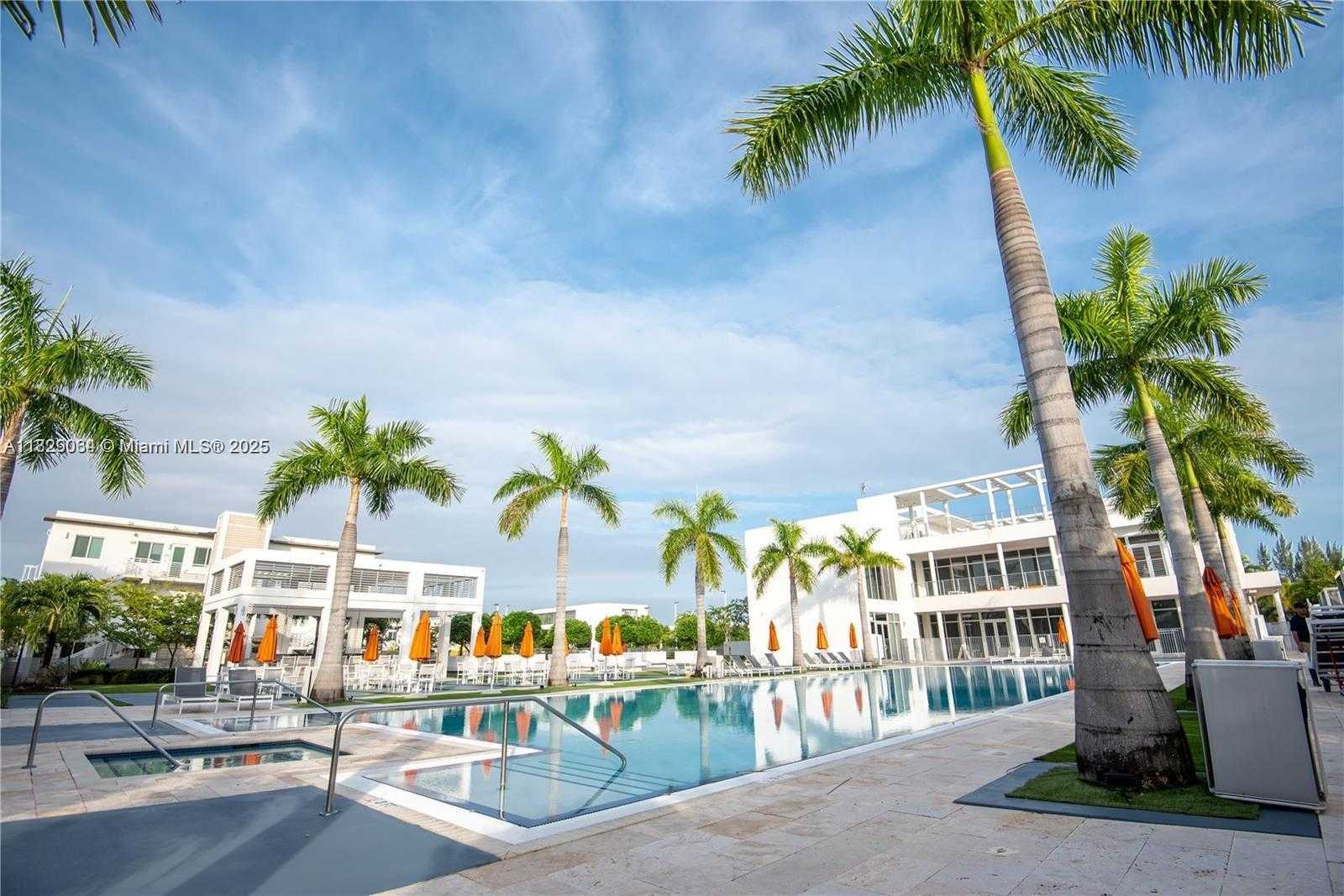 Small Image of 10555 NORTH WEST 64TH WAY, Doral Number 42