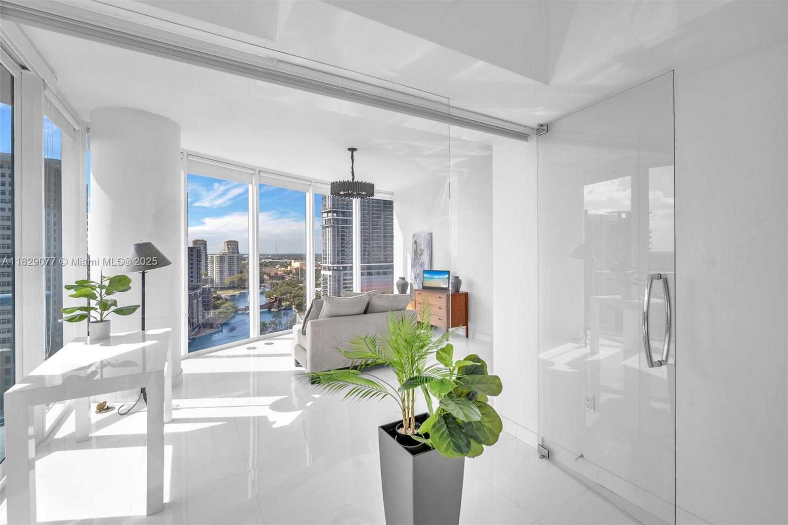 Small Image of 333 LAS OLAS WAY #1801, Fort Lauderdale Number 12