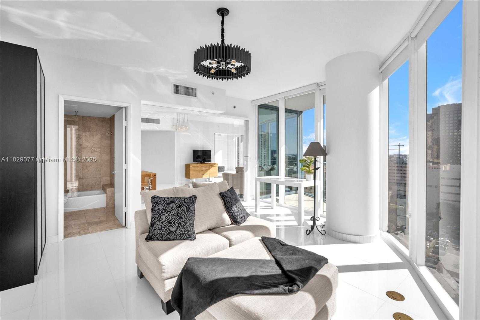 Small Image of 333 LAS OLAS WAY #1801, Fort Lauderdale Number 16