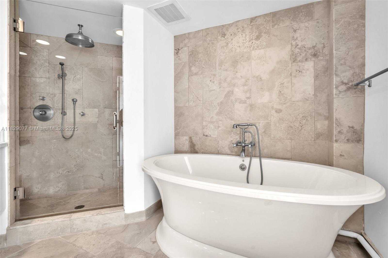 Small Image of 333 LAS OLAS WAY #1801, Fort Lauderdale Number 28