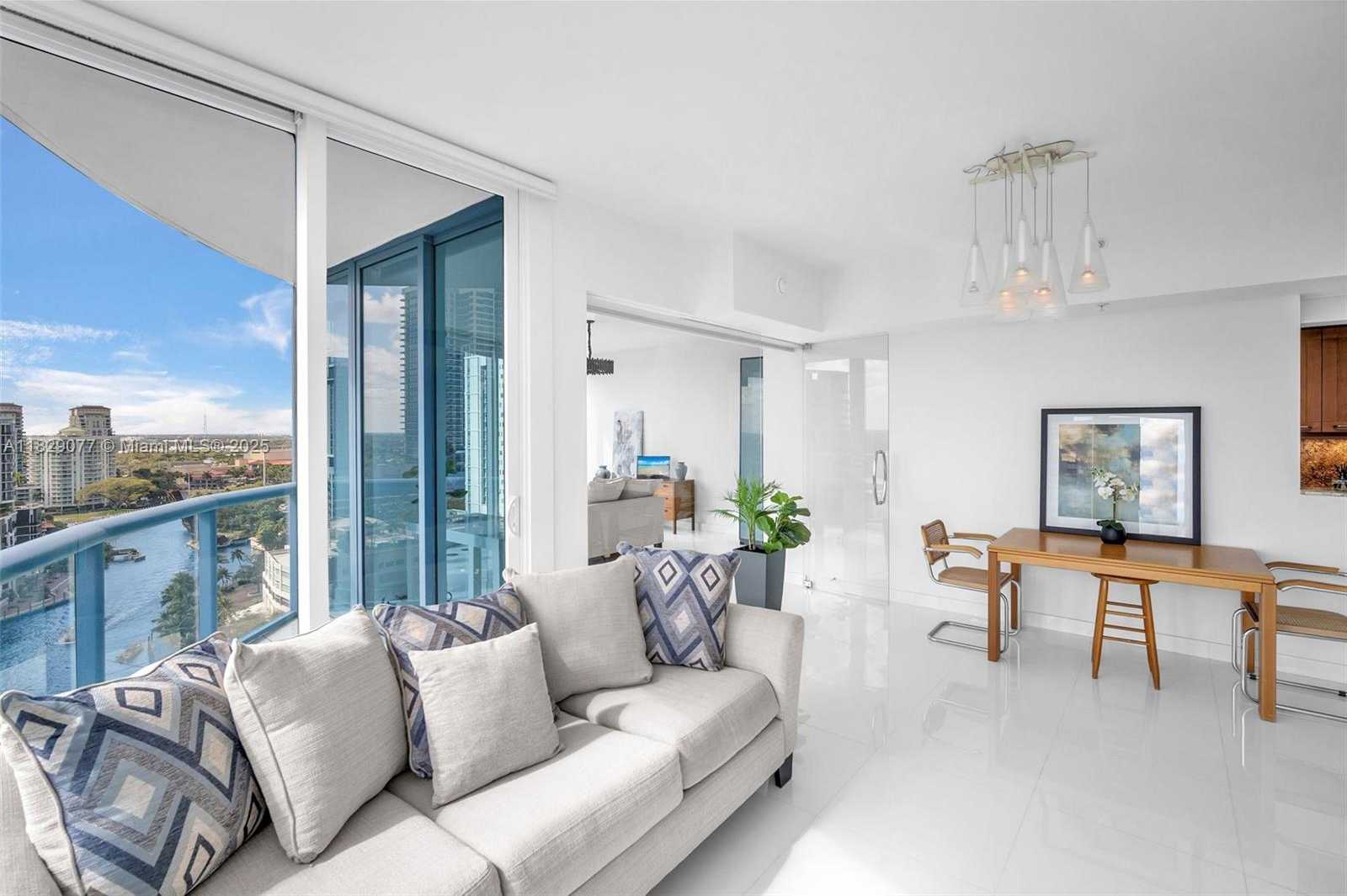 Small Image of 333 LAS OLAS WAY #1801, Fort Lauderdale Number 8