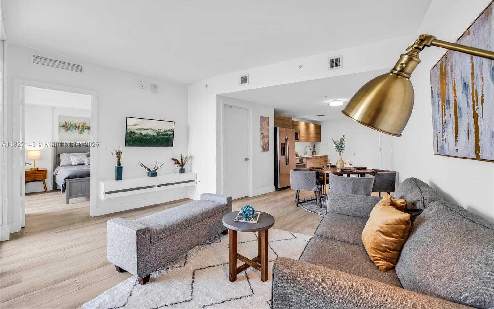Small Image of 121 NORTH EAST 34TH ST #1514, Miami Number 21