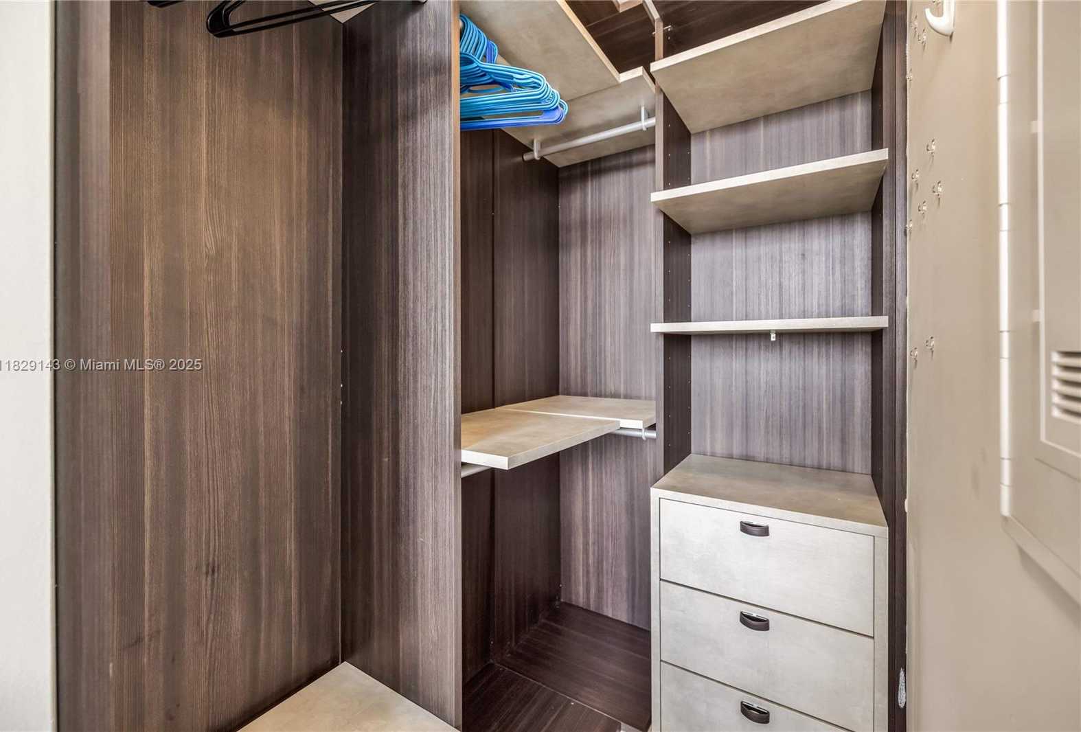 Small Image of 121 NORTH EAST 34TH ST #1514, Miami Number 23