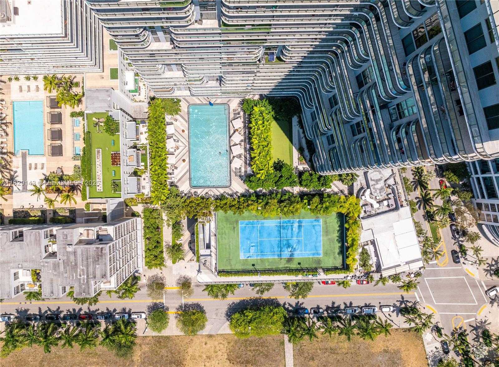 Small Image of 121 NORTH EAST 34TH ST #1514, Miami Number 26
