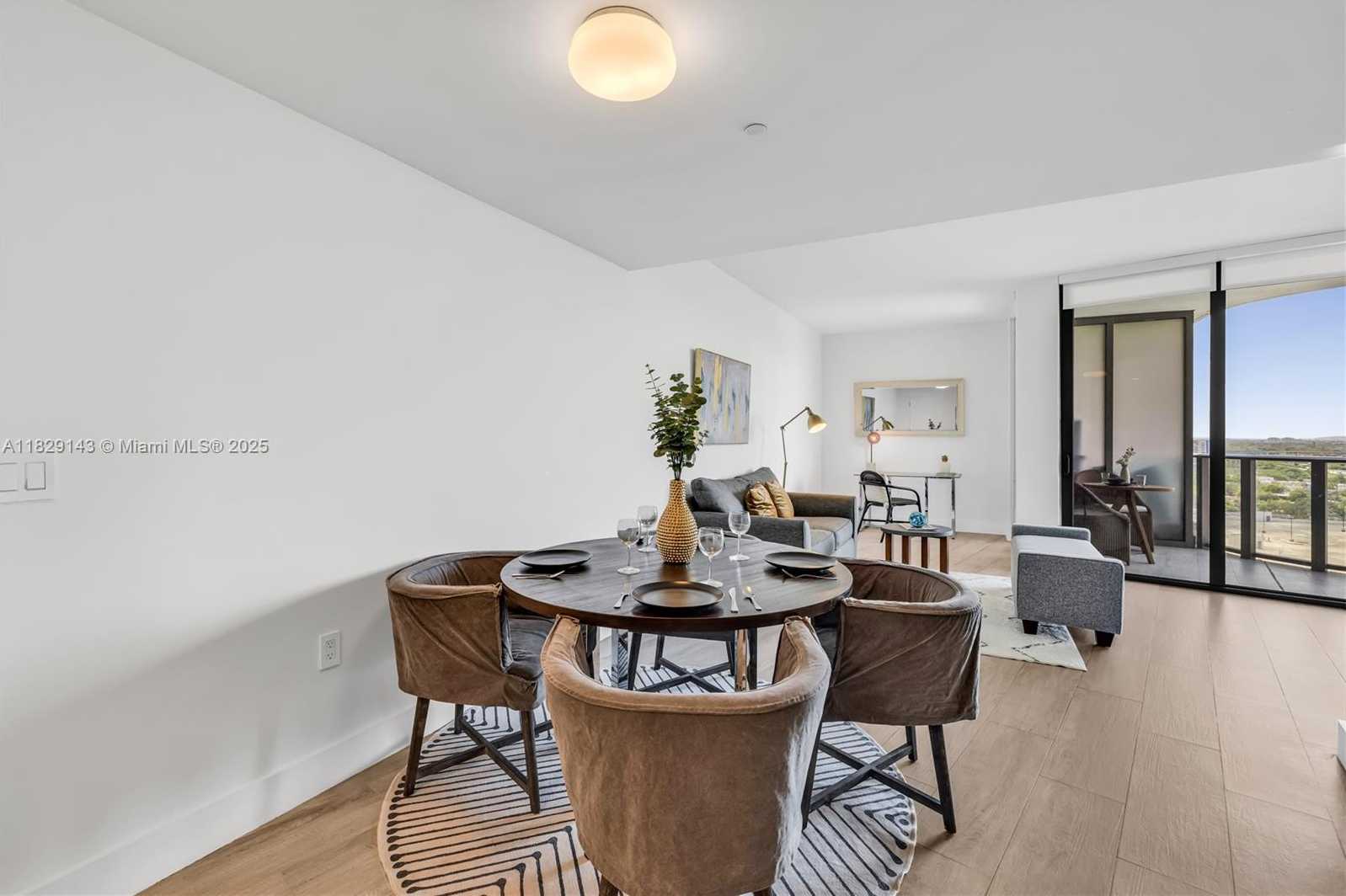 Small Image of 121 NORTH EAST 34TH ST #1514, Miami Number 4