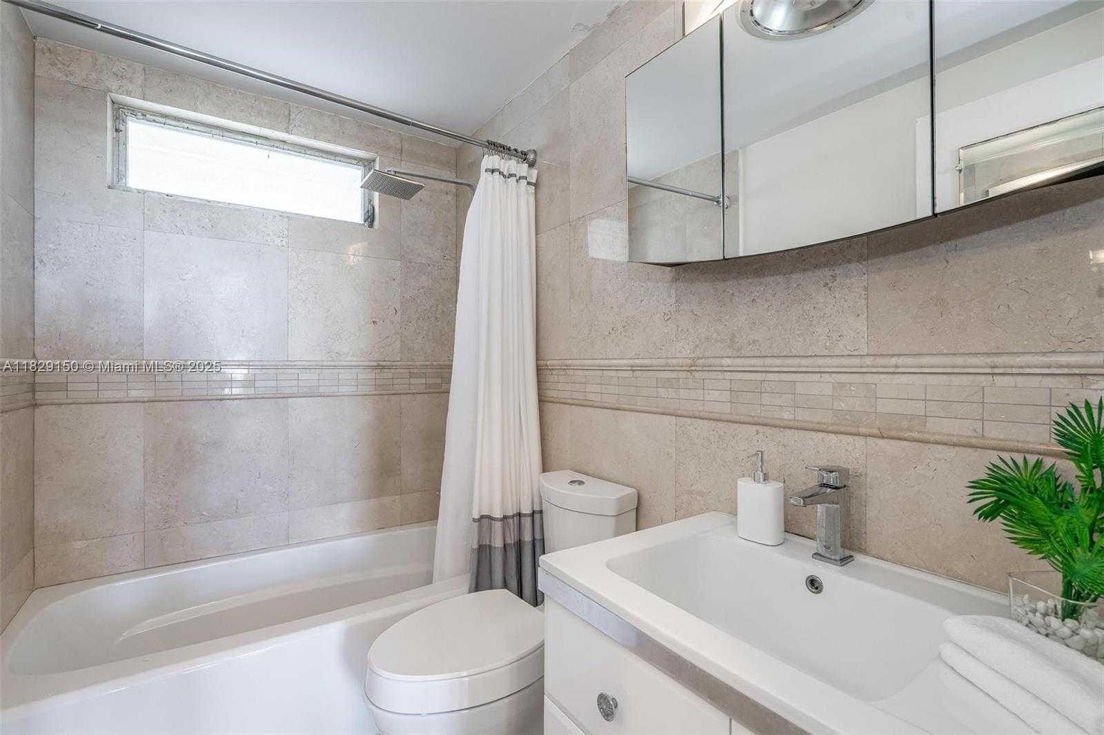 Small Image of 9101 EAST BAY HARBOR DR #705, Bay Harbor Islands Number 15