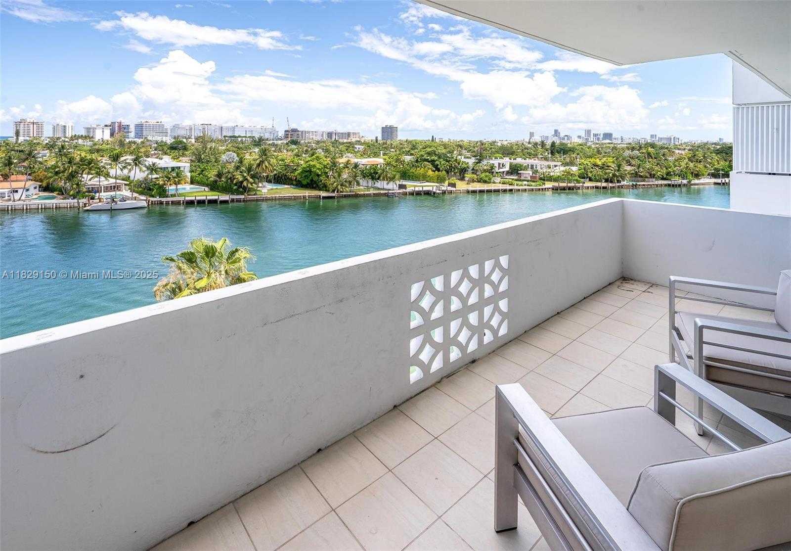 Small Image of 9101 EAST BAY HARBOR DR #705, Bay Harbor Islands Number 3