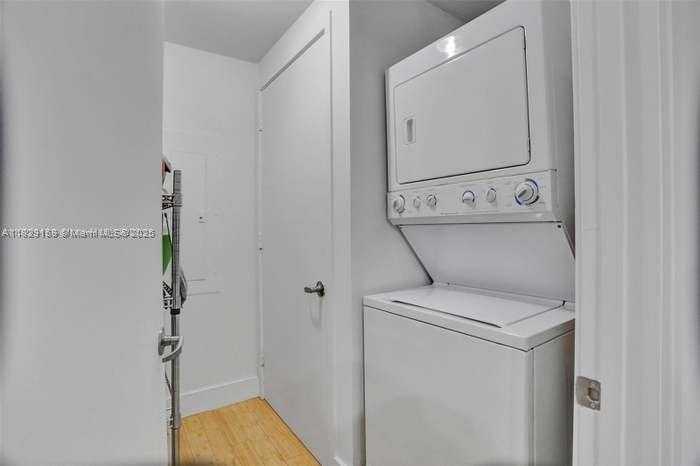 Small Image of 18201 COLLINS AVE #1202, Sunny Isles Beach Number 19