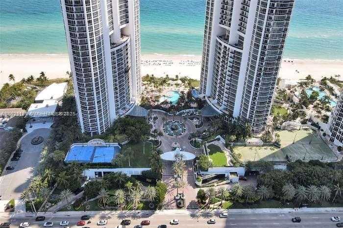 Small Image of 18201 COLLINS AVE #1202, Sunny Isles Beach Number 5