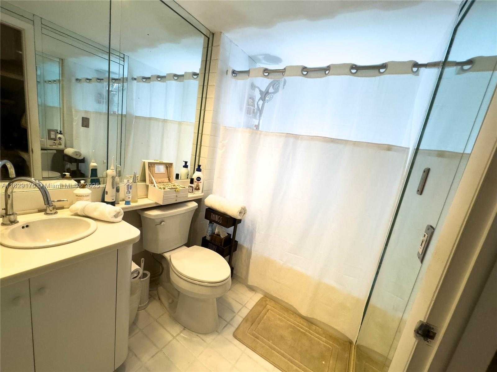 Small Image of 770 NORTH EAST 69TH ST #2E, Miami Number 21