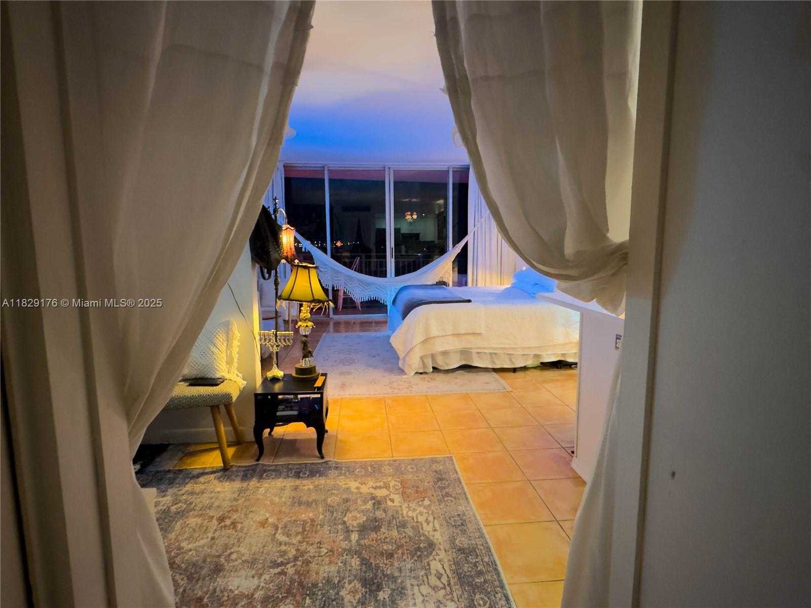 Small Image of 770 NORTH EAST 69TH ST #2E, Miami Number 23