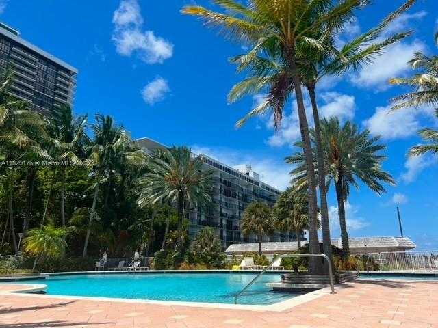 Small Image of 770 NORTH EAST 69TH ST #2E, Miami Number 48