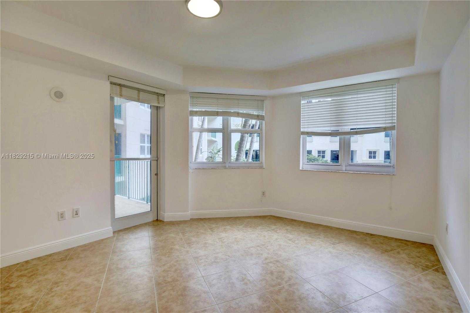 Small Image of 19900 EAST COUNTRY CLUB DR #216, Aventura Number 8