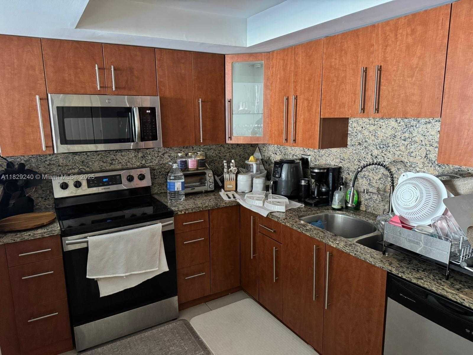 Small Image of 19380 COLLINS AVE #808, Sunny Isles Beach Number 13