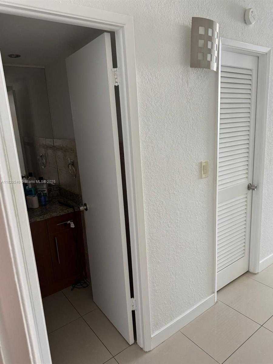 Small Image of 19380 COLLINS AVE #808, Sunny Isles Beach Number 30