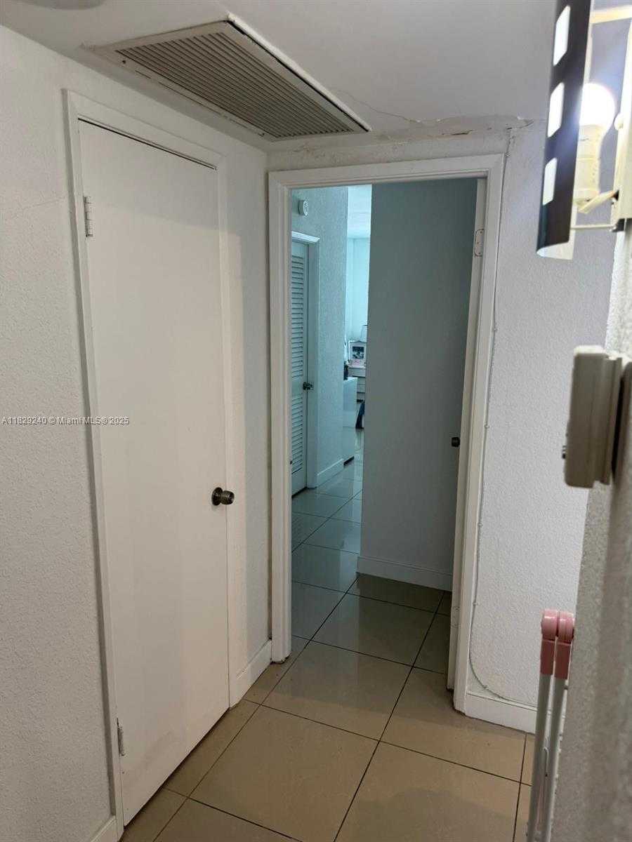 Small Image of 19380 COLLINS AVE #808, Sunny Isles Beach Number 41