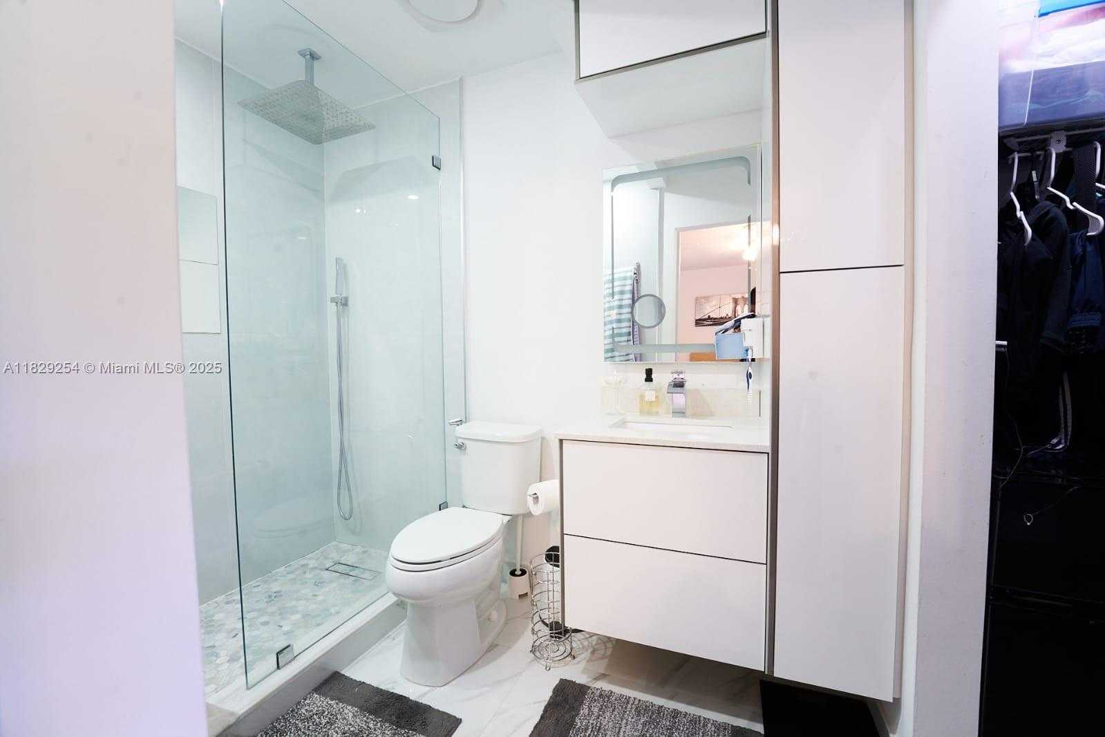 Small Image of 11137 SOUTH WEST 154TH CT #11137, Miami Number 13