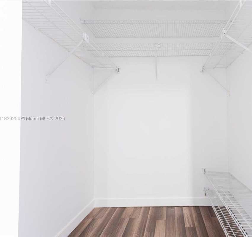 Small Image of 11137 SOUTH WEST 154TH CT #11137, Miami Number 21