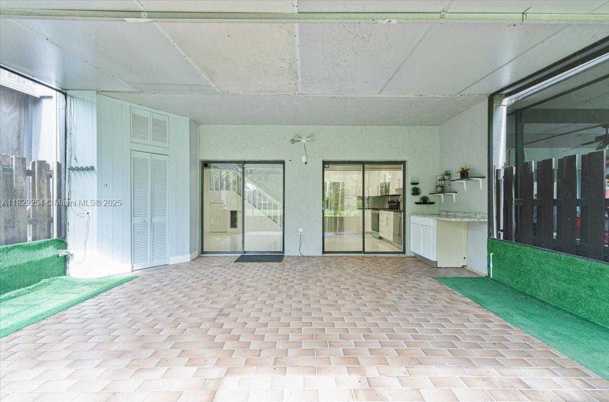 Small Image of 11137 SOUTH WEST 154TH CT #11137, Miami Number 30