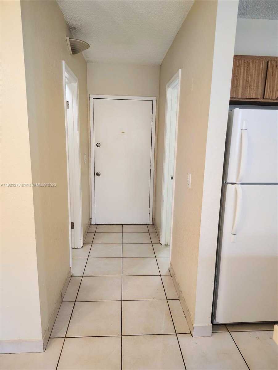 Small Image of 2501 RIVERSIDE DR #202-A, Coral Springs Number 13