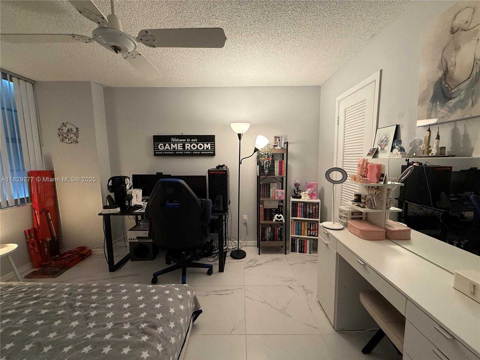 Small Image of 18011 BISCAYNE BLVD #805, Aventura Number 12