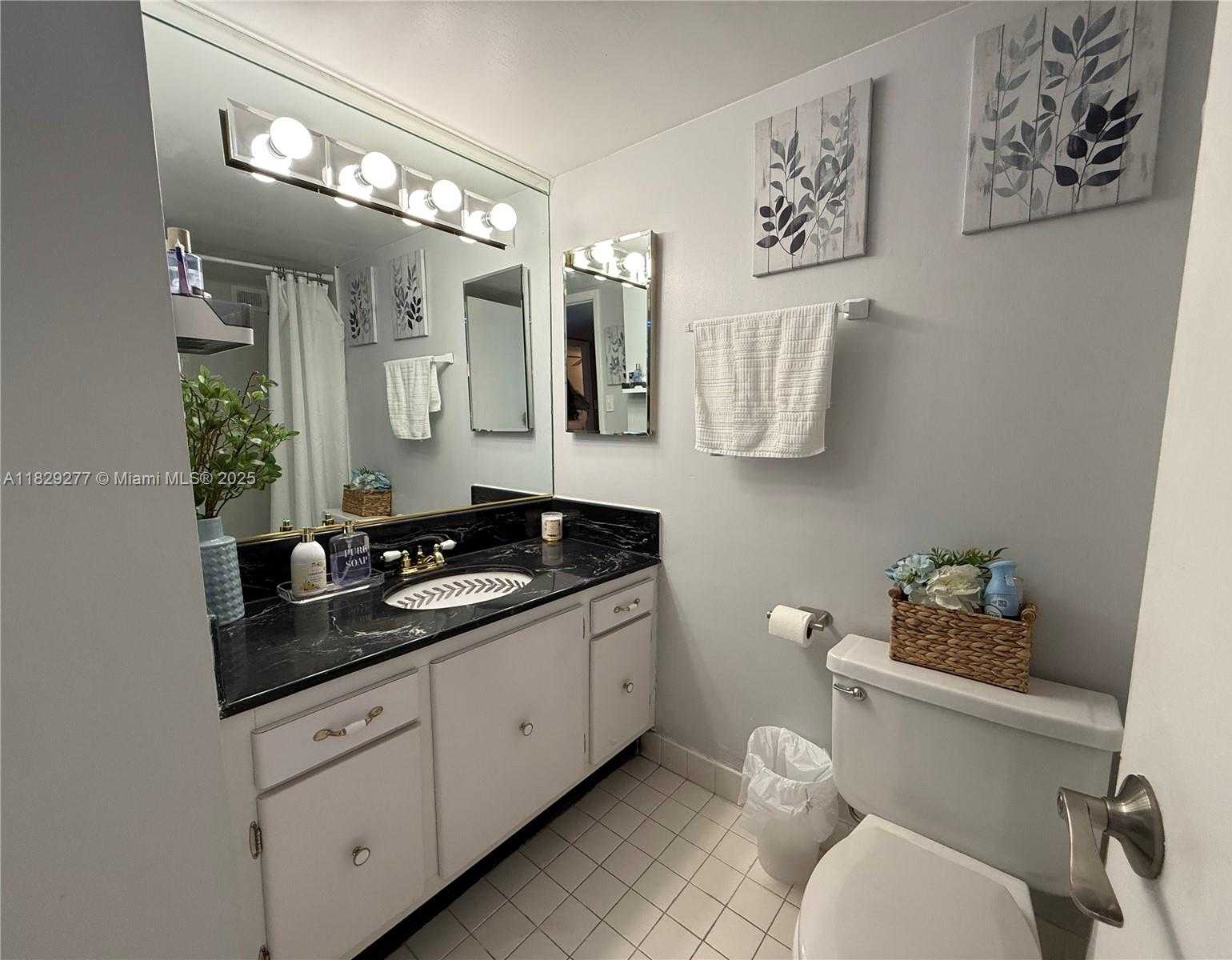 Small Image of 18011 BISCAYNE BLVD #805, Aventura Number 9