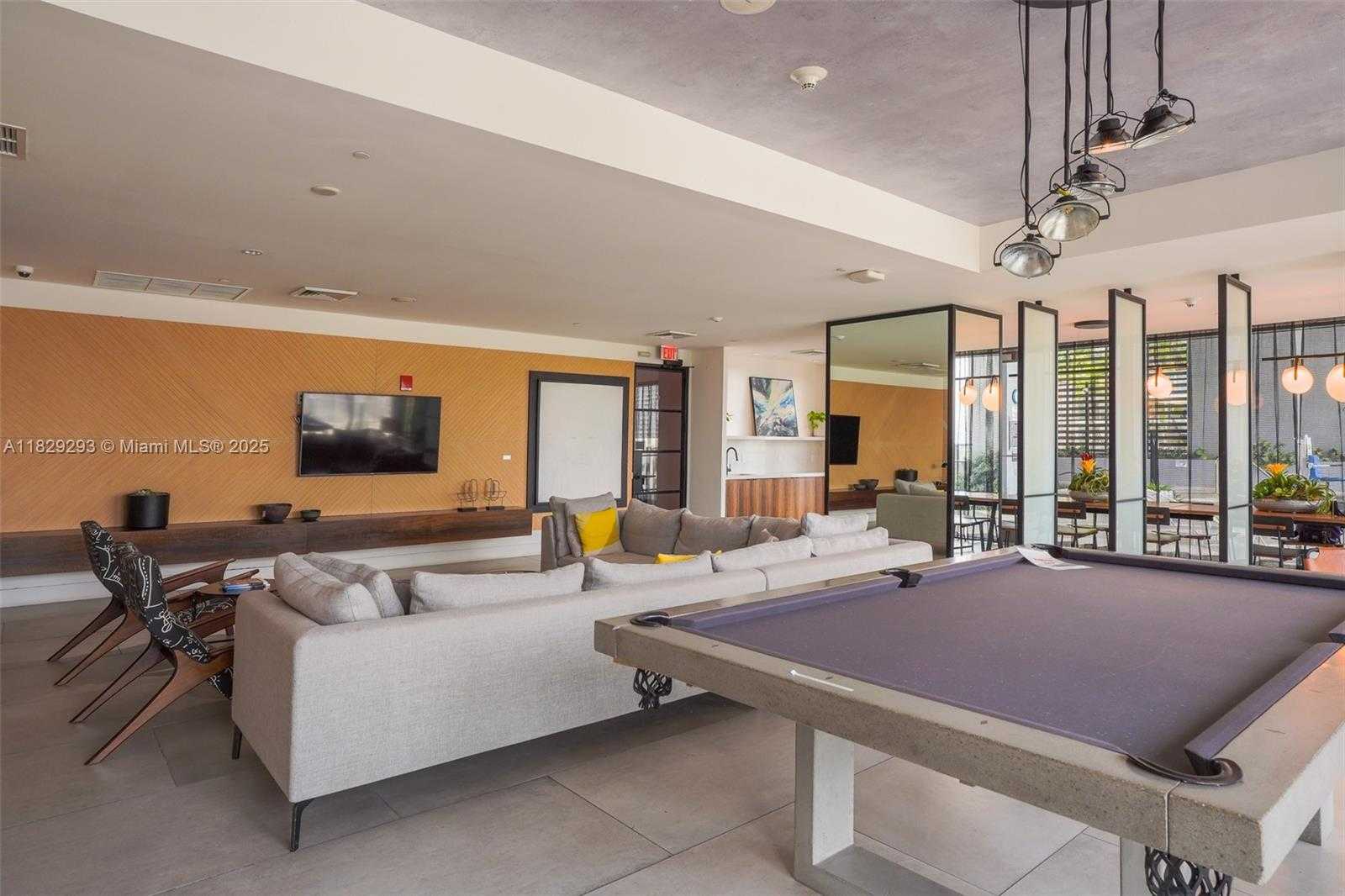 Small Image of 121 NORTH EAST 34TH ST #2711, Miami Number 23