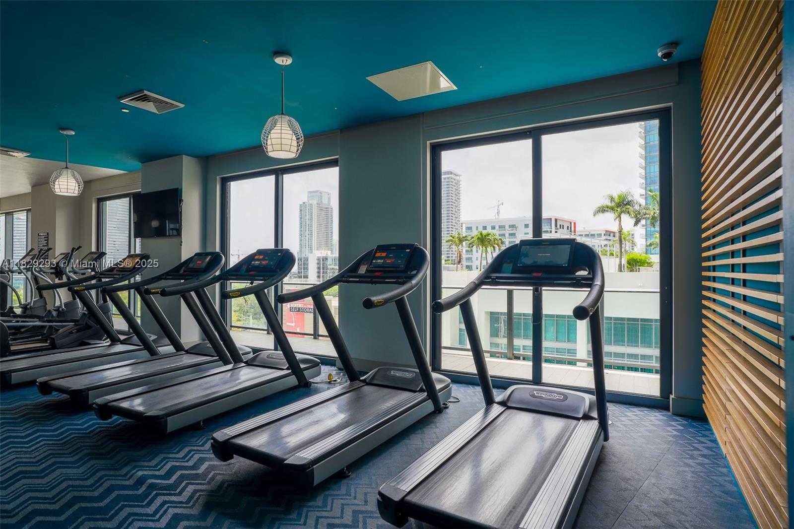 Small Image of 121 NORTH EAST 34TH ST #2711, Miami Number 40