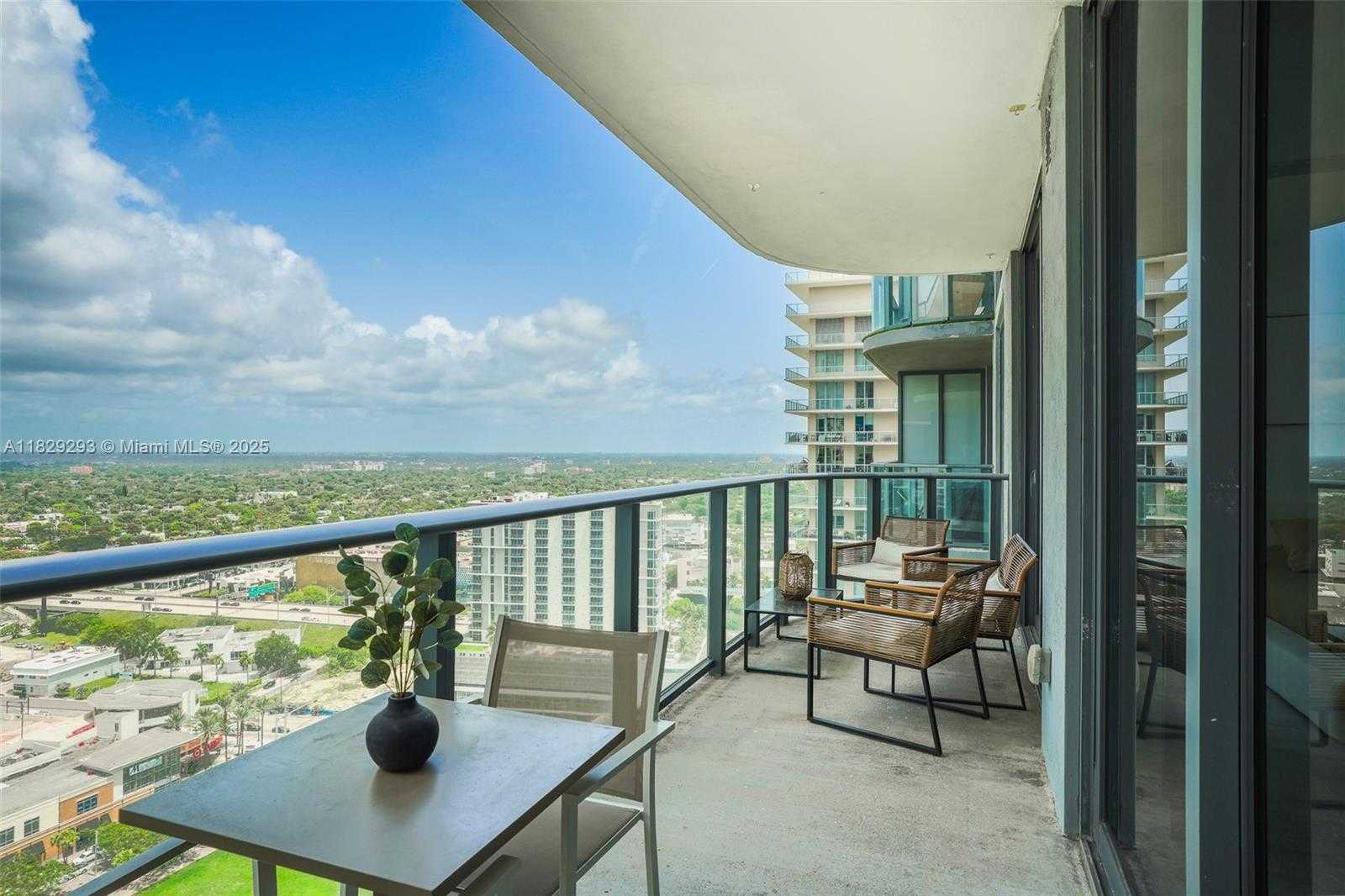 Small Image of 121 NORTH EAST 34TH ST #2711, Miami Number 42
